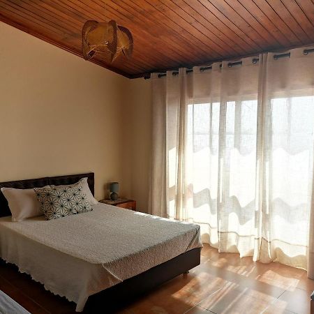"O Veleiro" Rest. Resid. Bed & Breakfast Torreira Bagian luar foto