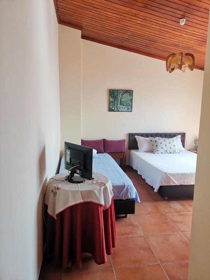 "O Veleiro" Rest. Resid. Bed & Breakfast Torreira Bagian luar foto