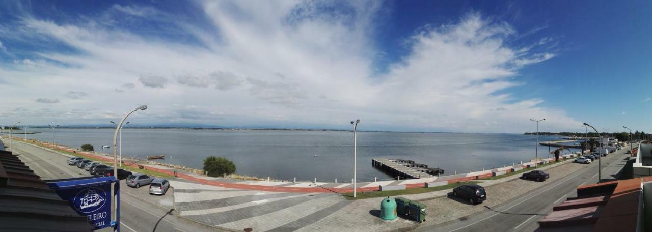 "O Veleiro" Rest. Resid. Bed & Breakfast Torreira Bagian luar foto